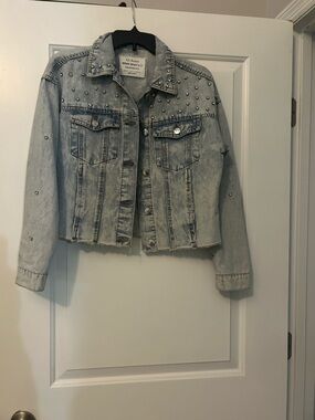 Ci Sono Light Blue rhinestone Studded Cropped Denim Jacket